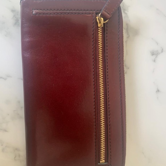 Burberry Authentic NWT and Box Zip Round Wallet - Picture 8 of 14